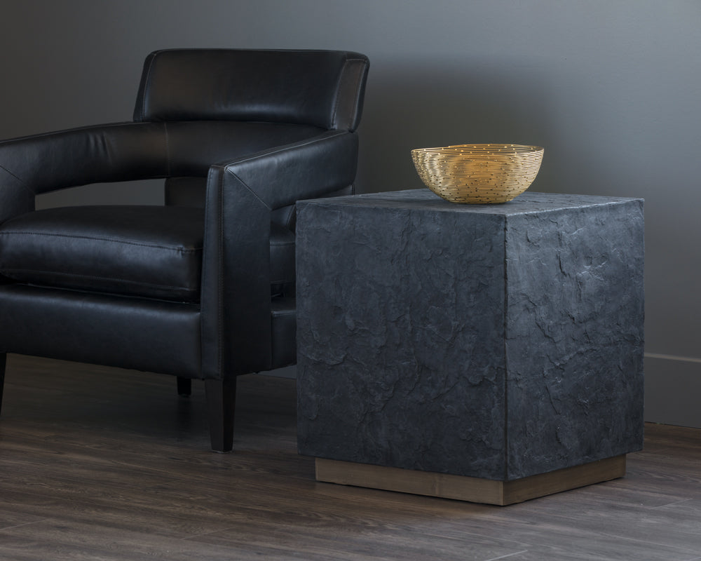 newbury-end-table-103396 - view 2