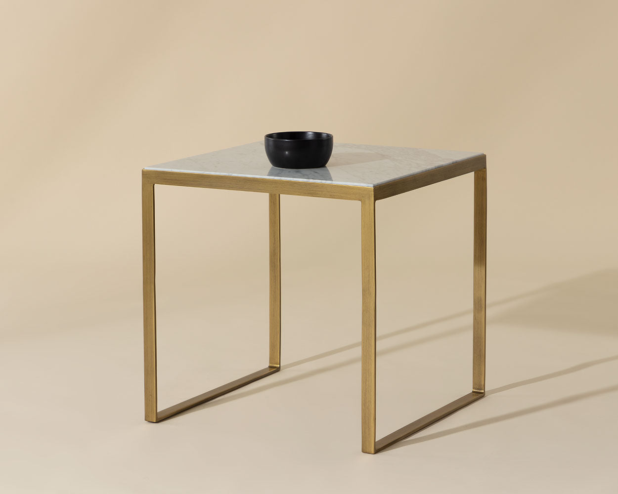 evert-end-table-103452 - view 3
