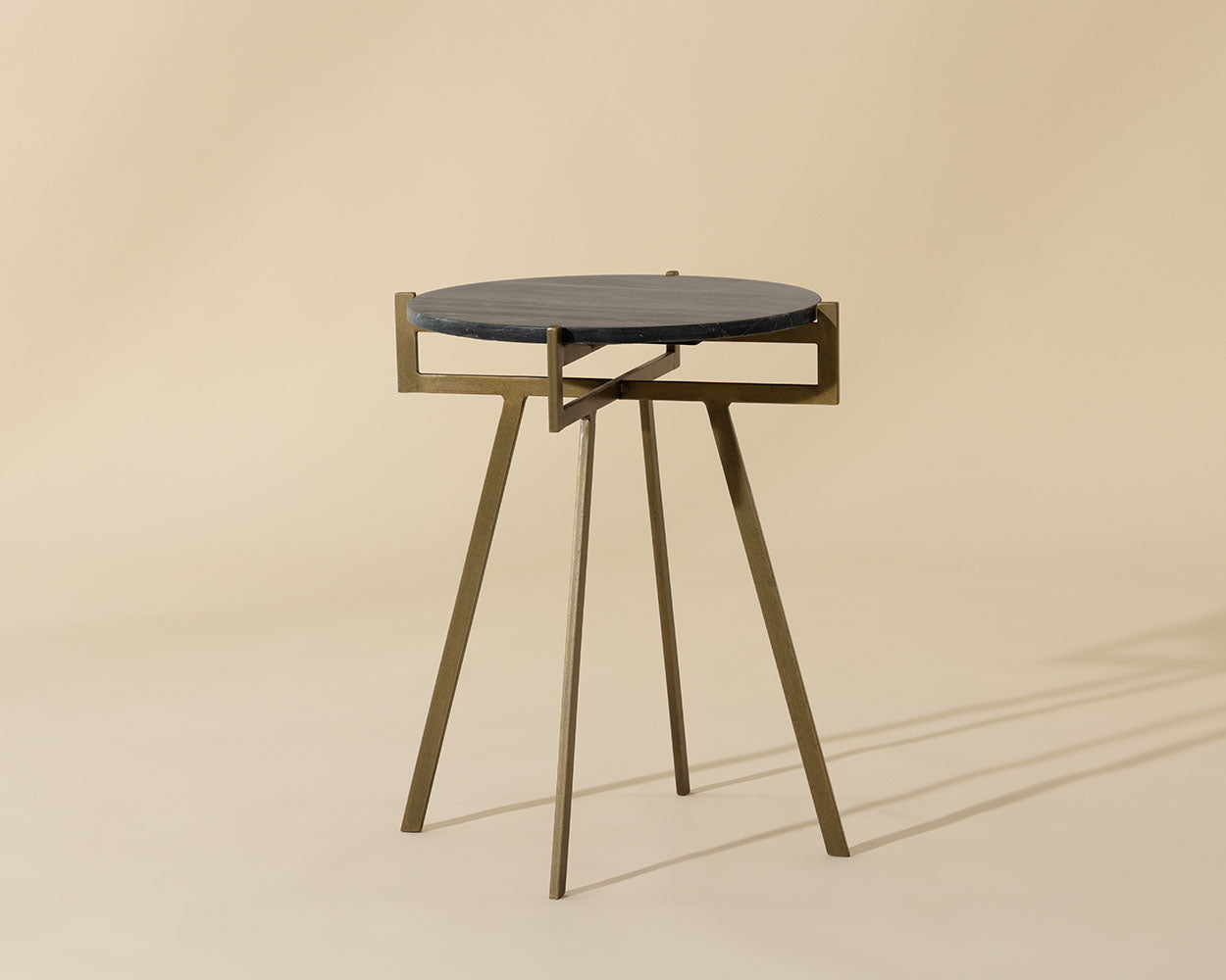 anak-end-table-105526