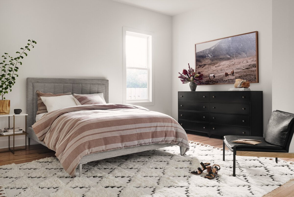 Olivia Nightstand - Kings Fine Art & Decor