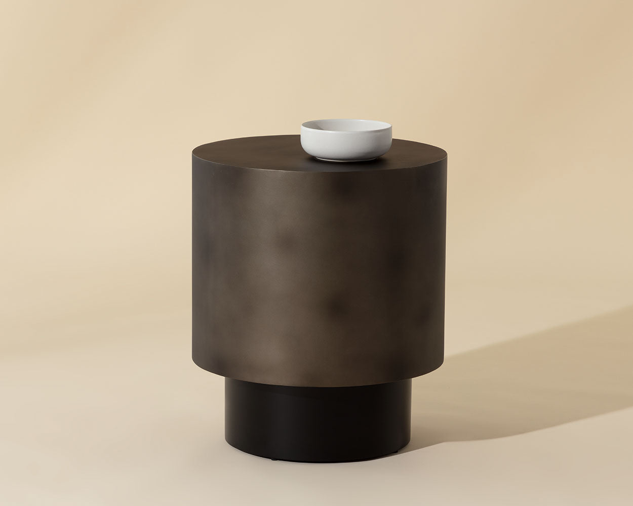 bernaby-end-table-106006 - view 3