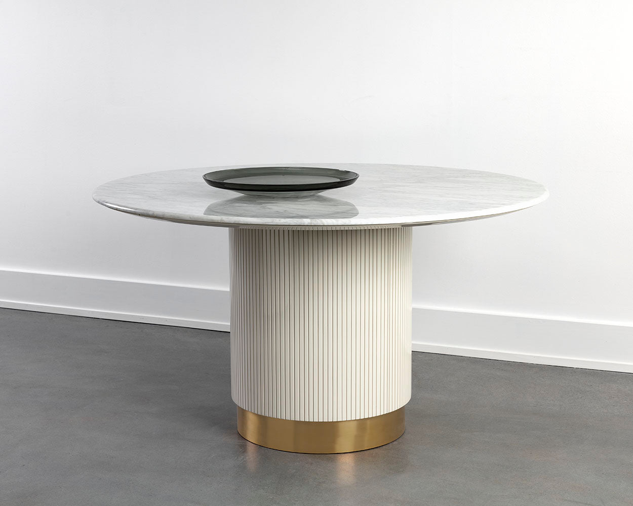 paloma-dining-table-54-round-110253 - view 2