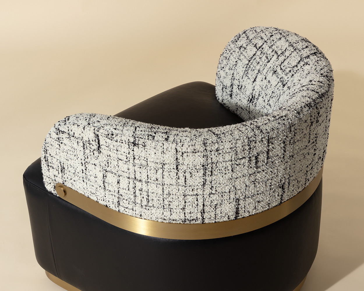 brinda-swivel-lounge-chair-111447 - view 13