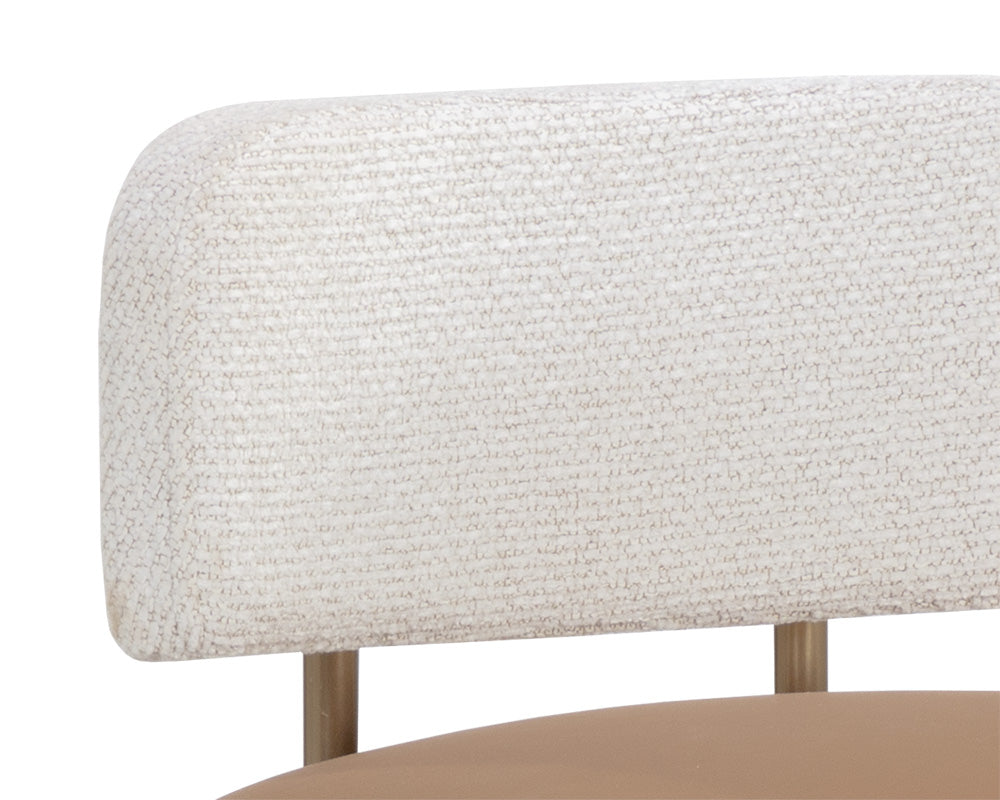 larissa-barstool-111646 - view 7