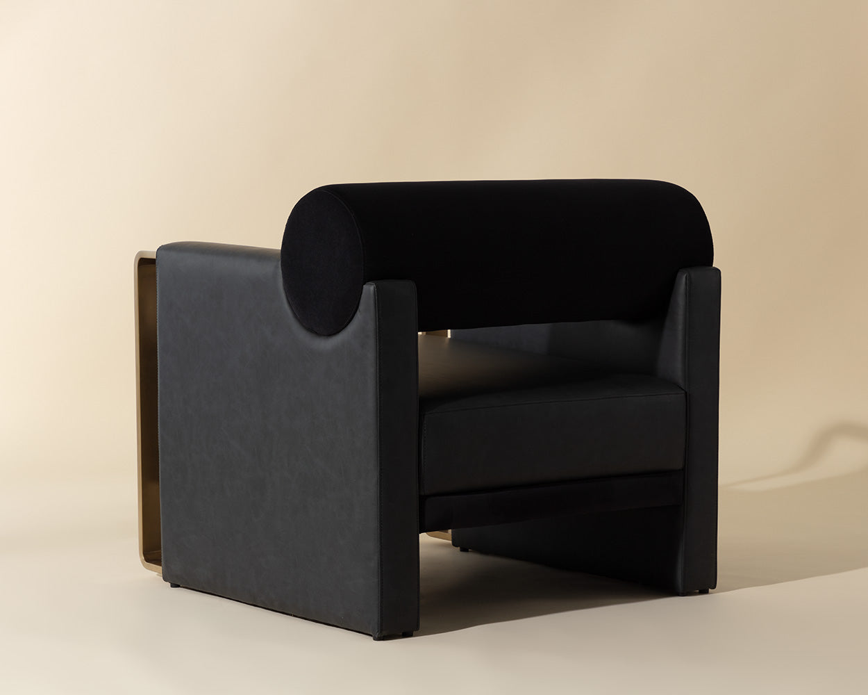 edgar-lounge-chair-112022 - view 5