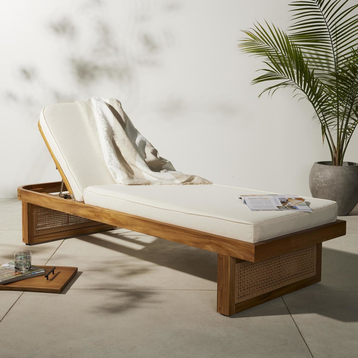 Merit Outdoor Chaise Lounge - Kings Fine Art & Decor