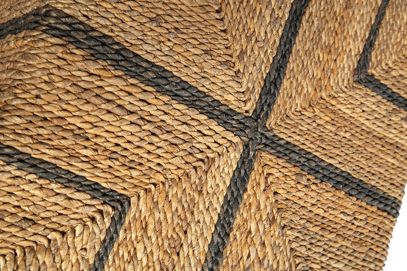 woven-fox-cube-18-85-2