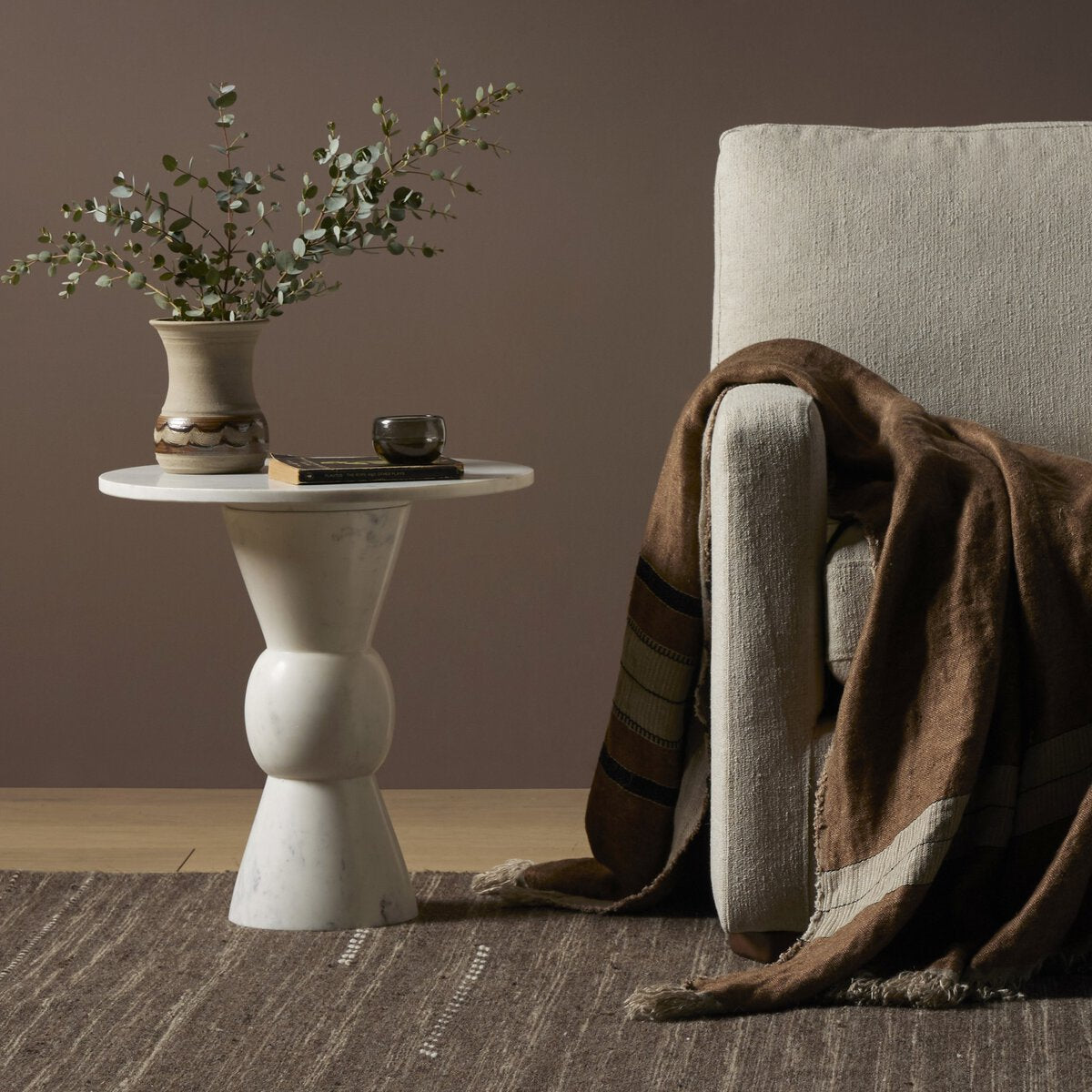 Fox End Table - Kings Fine Art & Decor