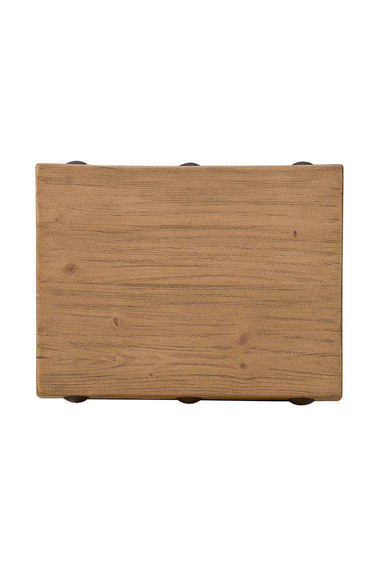 old-world-counter-stool-20-587-2