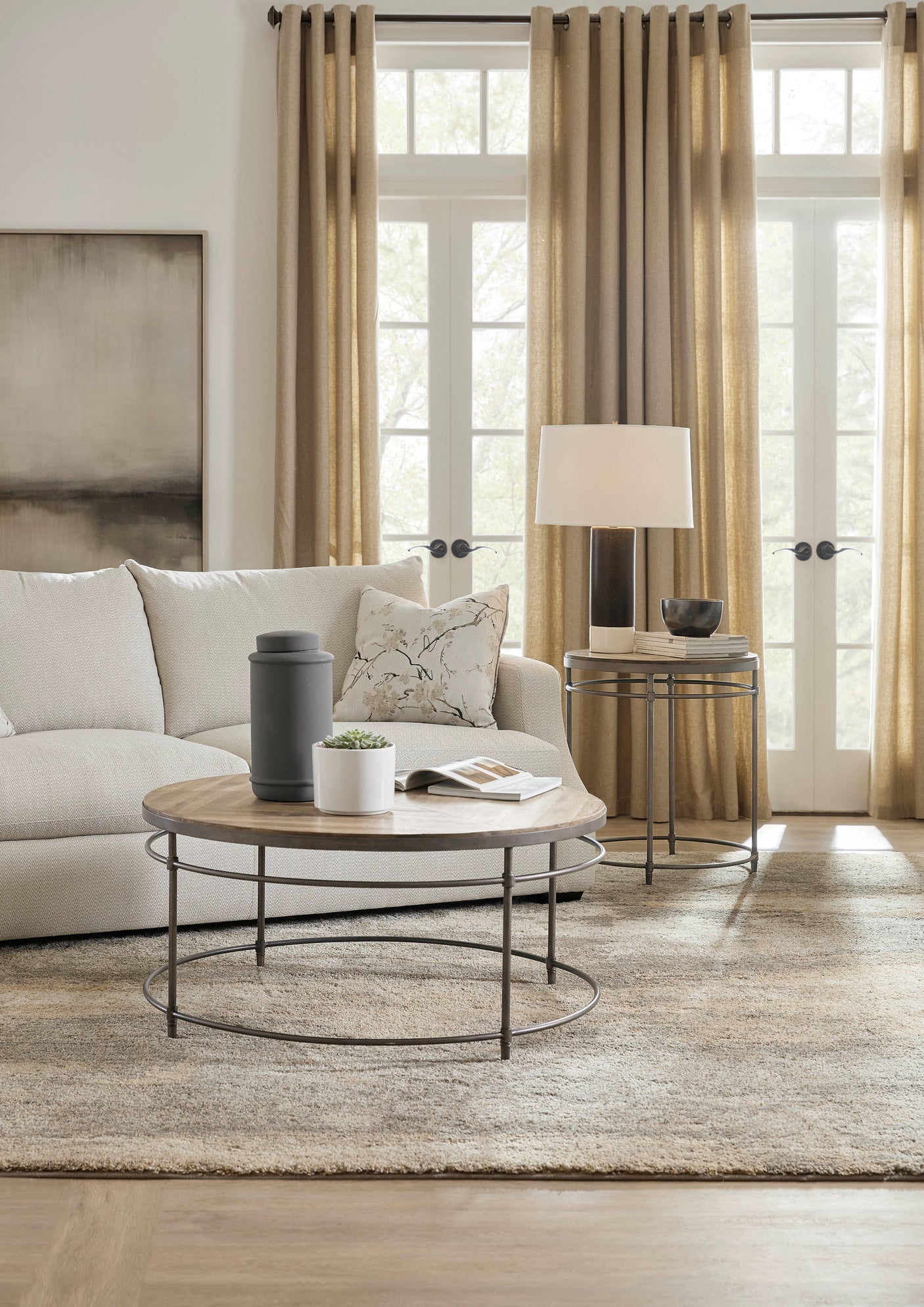 Hooker Furniture St. Armand Round End Table 5601-80113-LTWD