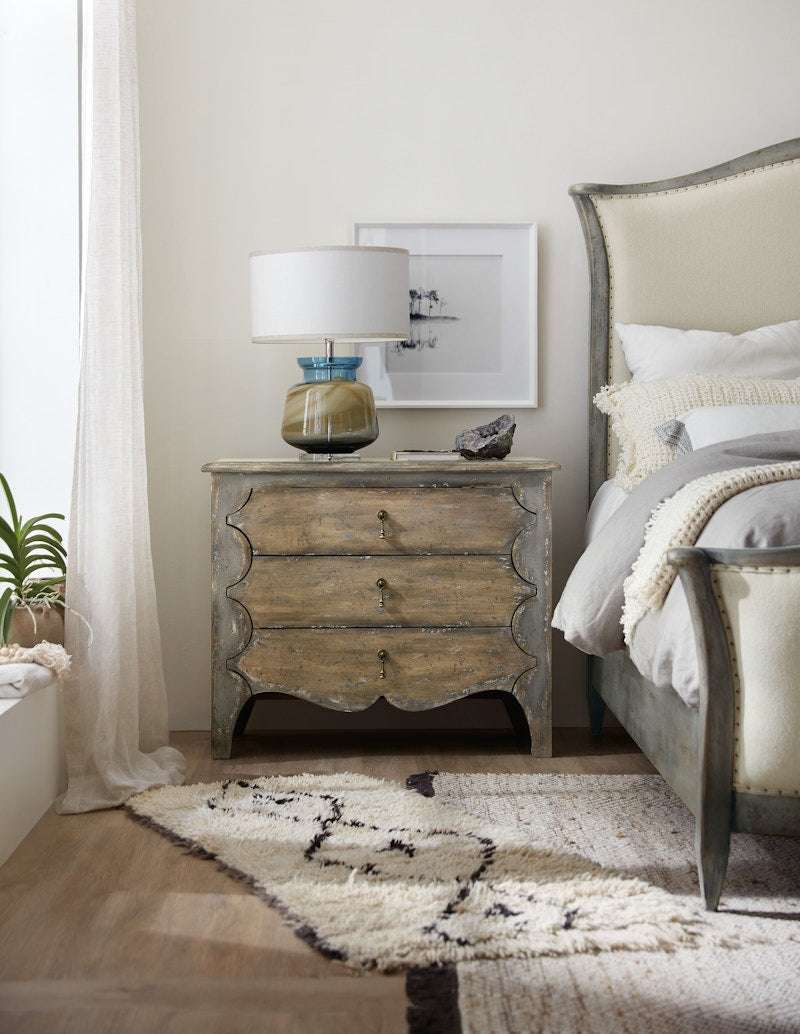 Hooker Furniture Ciao Bella Bachelors Chest 5805-90017-87