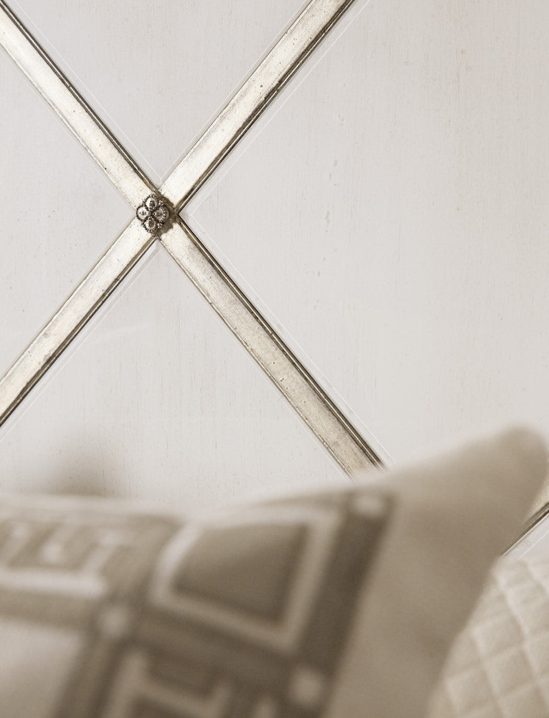 Hooker Furniture Sanctuary Diamont King Panel Bed 5875-90366-95