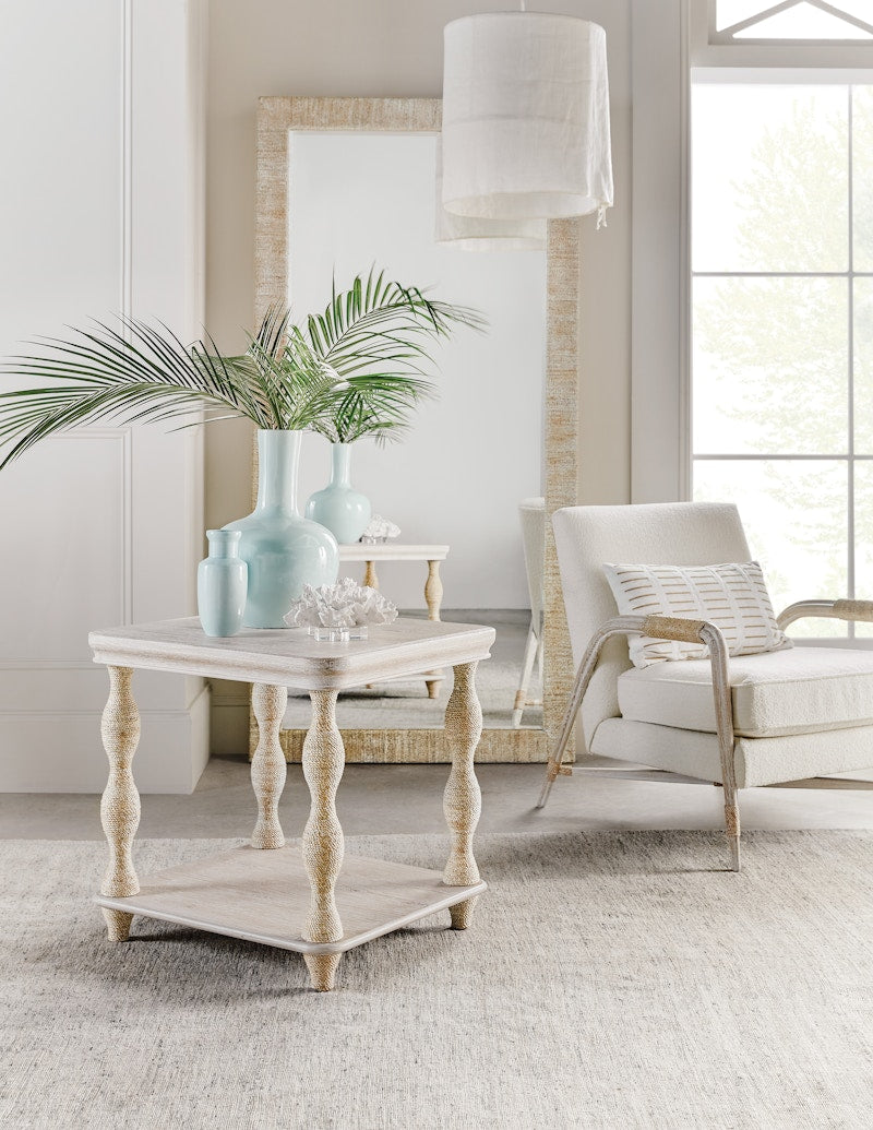 Hooker Furniture Serenity Bahari Lamp Table 6350-80116-80