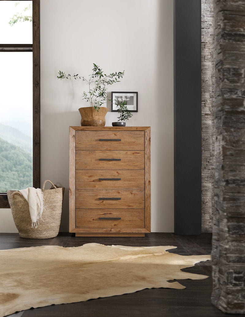 Hooker Furniture Big Sky Five Drawer Chest 6700-90010-80
