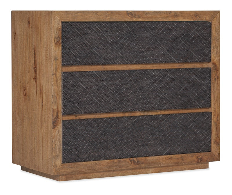 Hooker Furniture Big Sky Bachelors Chest 6700-90117-80