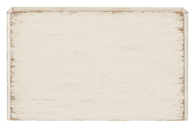 Hooker Furniture Americana Three-Drawer Nightstand 7050-90015-02