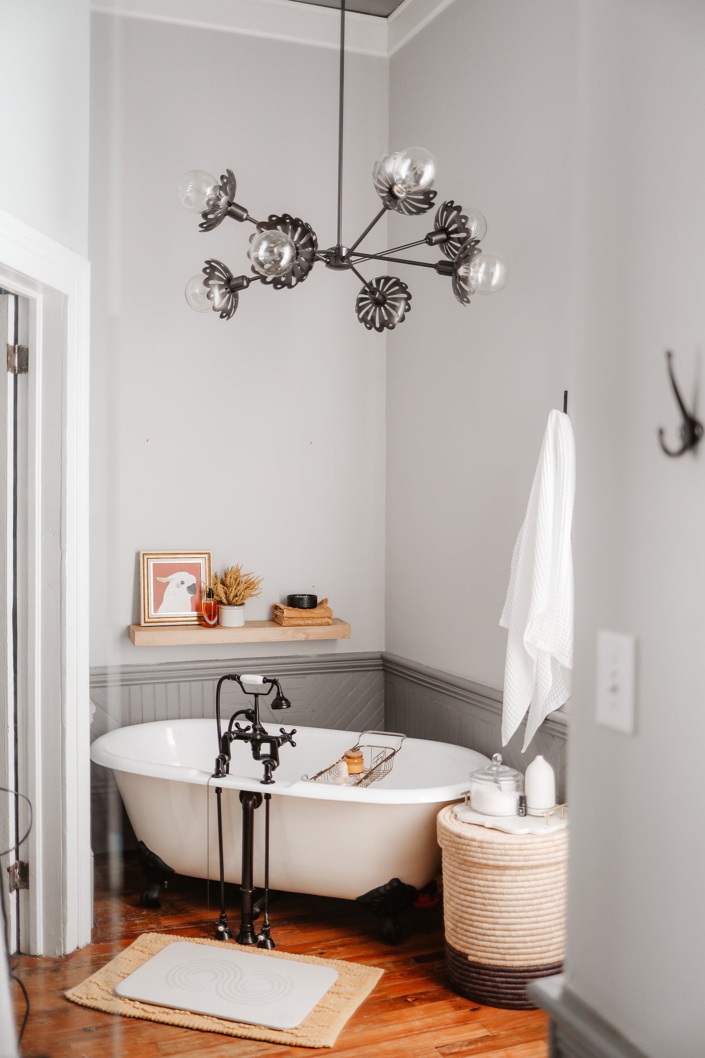 alyssa-chandelier-H353808-OB-1