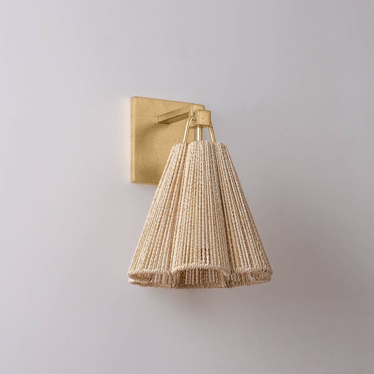 sonoma-wall-sconce-B3413-VGL-1