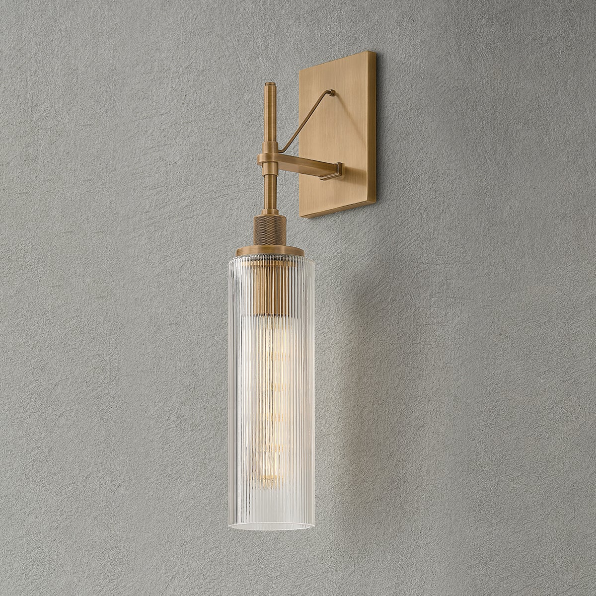 shenandoah-exterior-wall-sconce-B8022-PBR-2