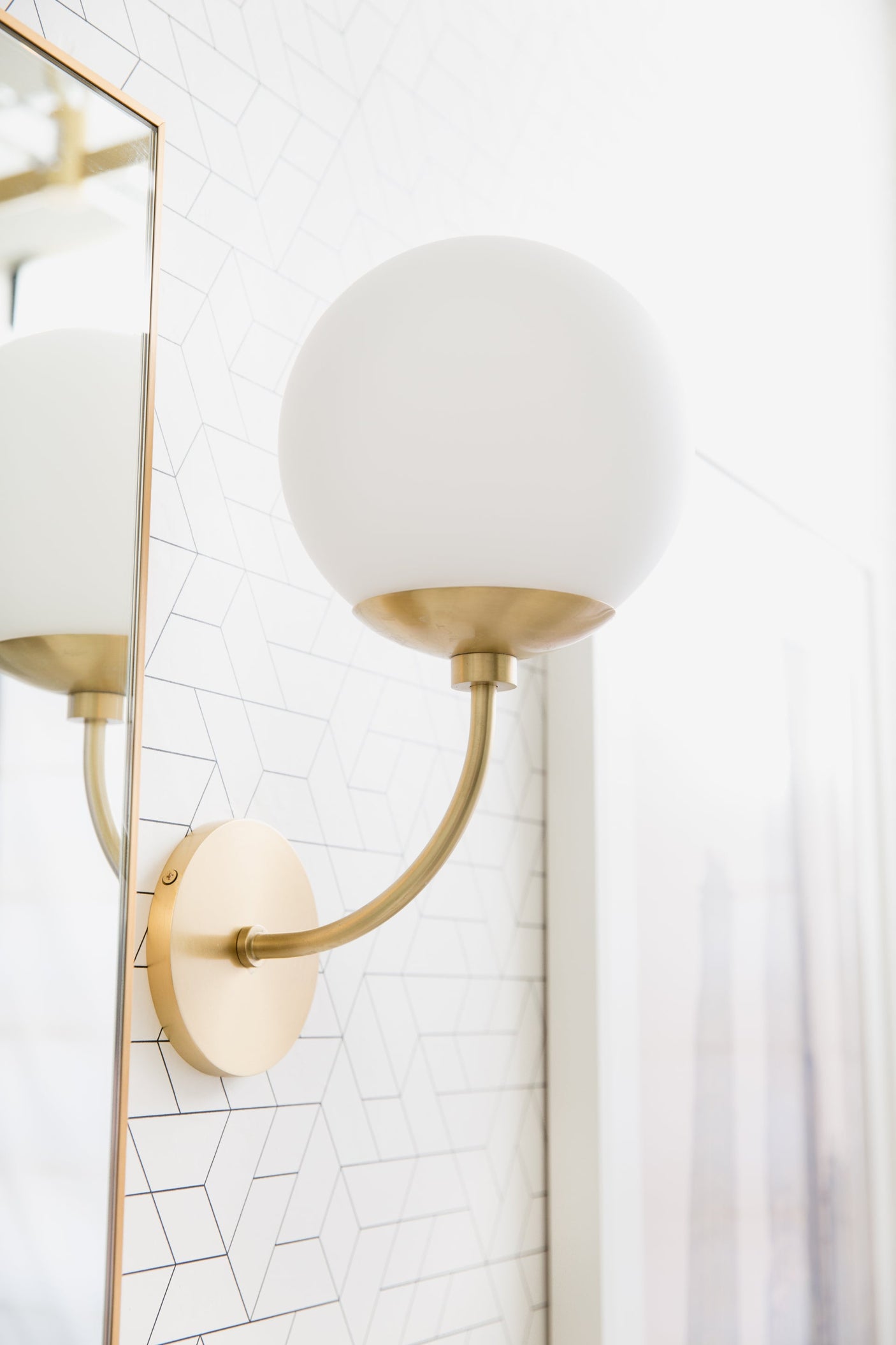 carrie-wall-sconce-H160101-AGB-1