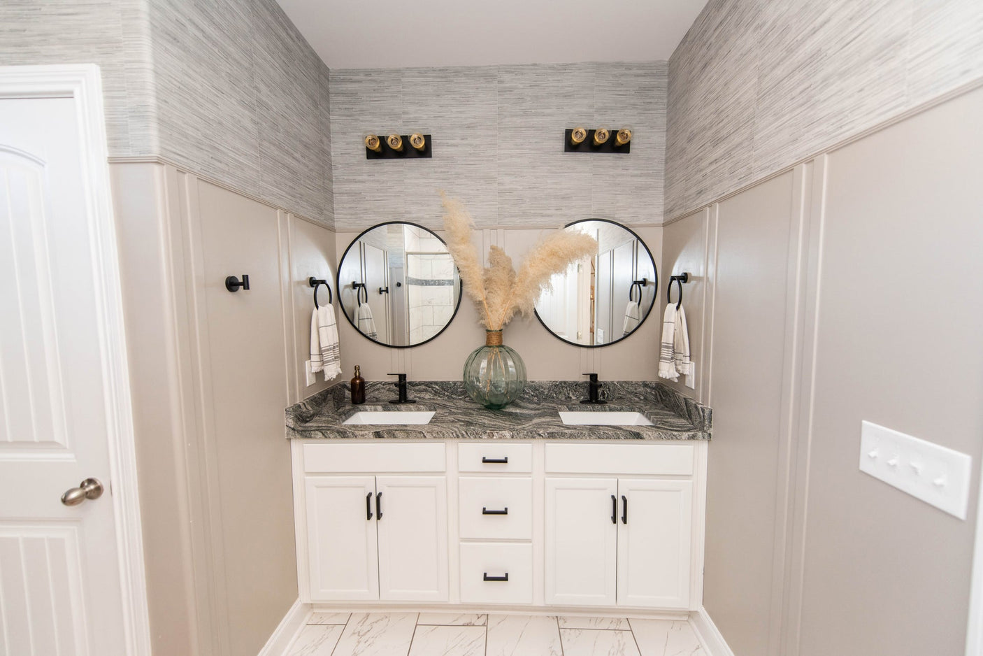 brandi-bath-and-vanity-H526303-AGB/SBK-1