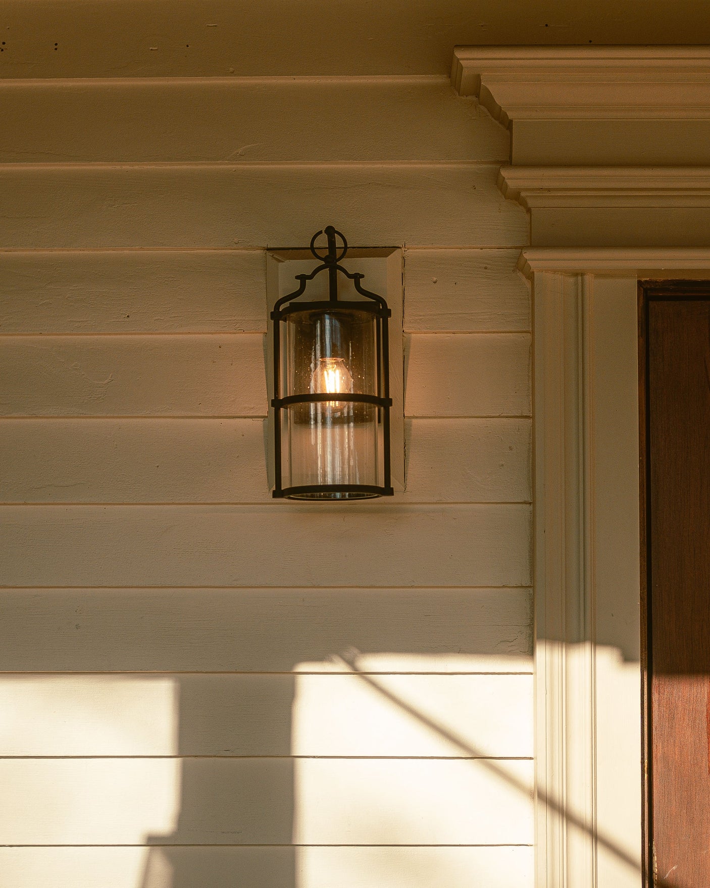 burbank-exterior-wall-sconce-B1311-TBK-1