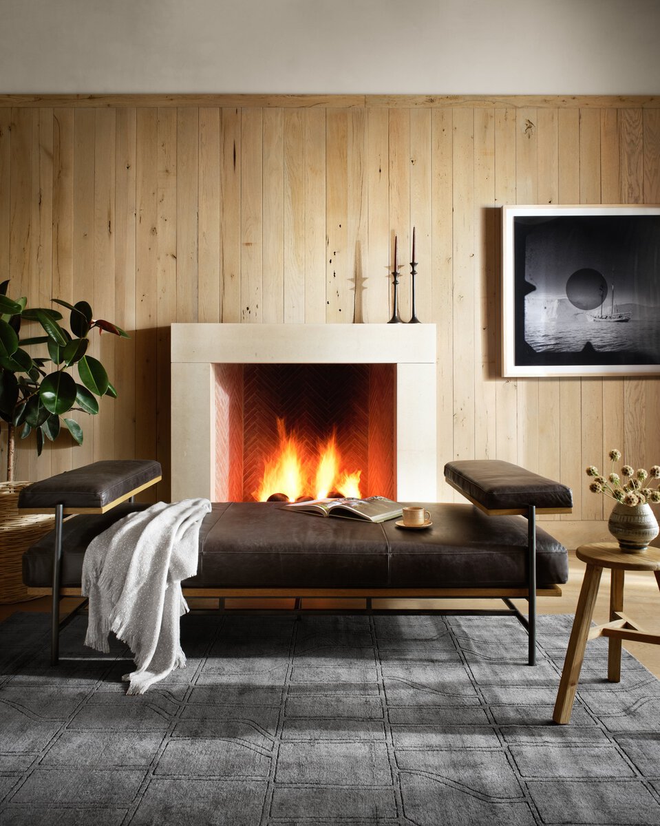 Kennon Chaise - Kings Fine Art & Decor