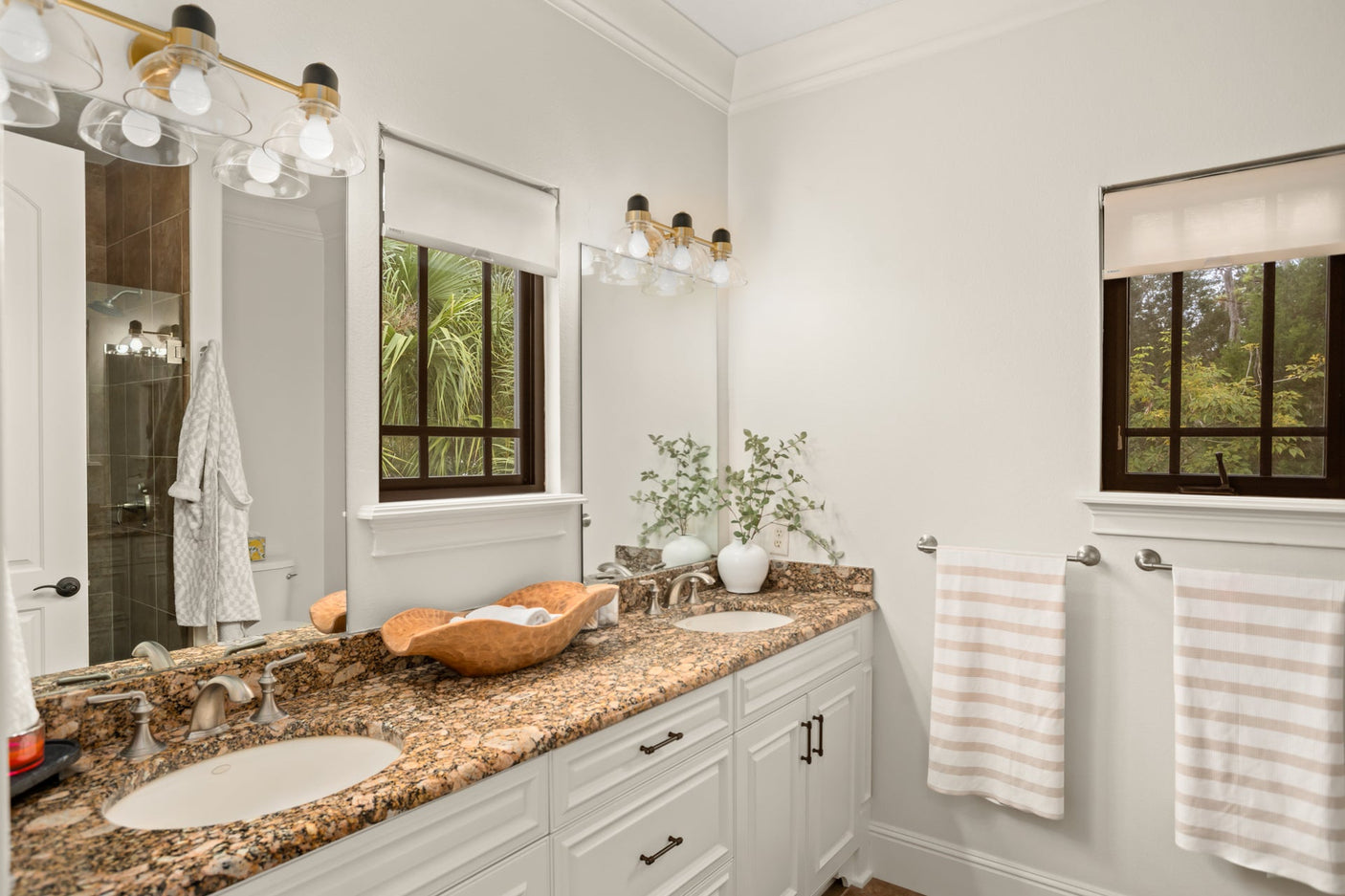 camile-bath-and-vanity-H482303-AGB-1