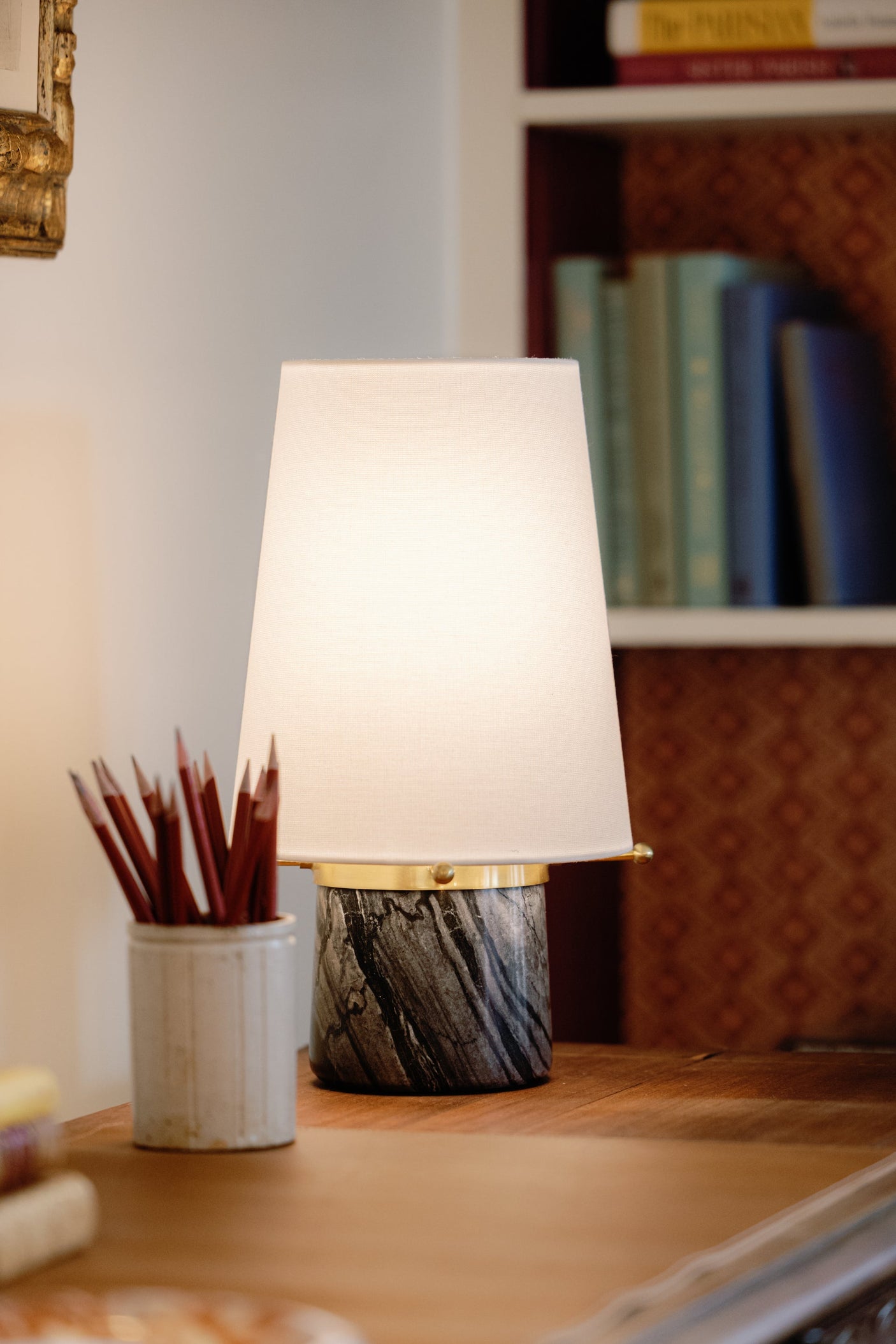 central-valley-rechargeable-table-lamp-L4751-AGB-14