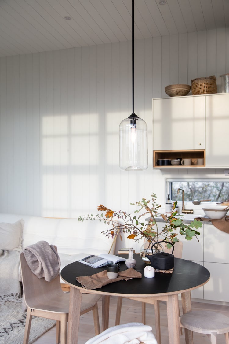 district-pendant-F5561-SBK-3