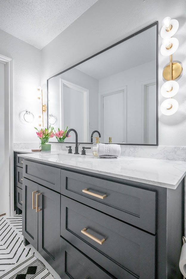 elmont-bath-and-vanity-9204-AGB-1