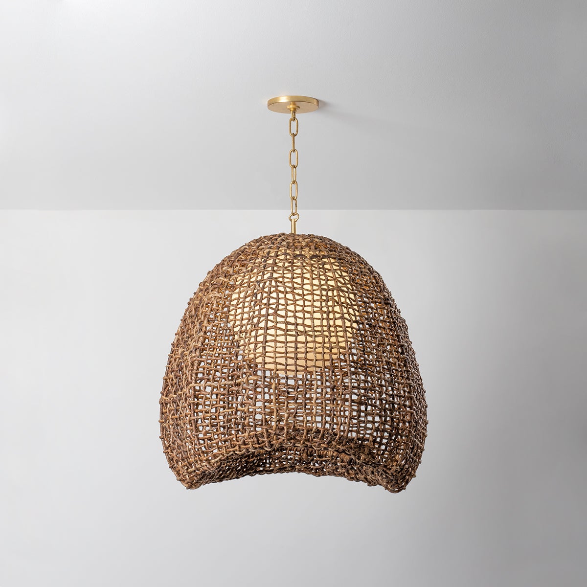 maester-pendant-F2324-VGL-3
