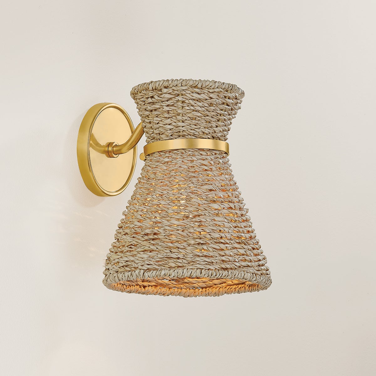 jamie-wall-sconce-H1023101-AGB-2