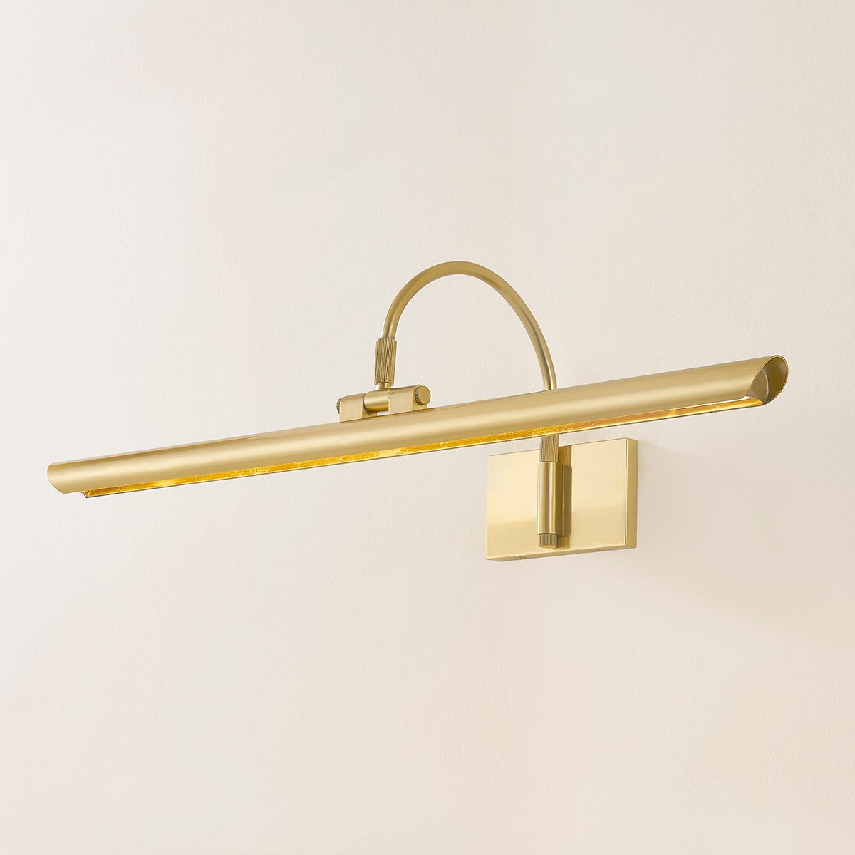 elowen-picture-light-H836101L-AGB-7