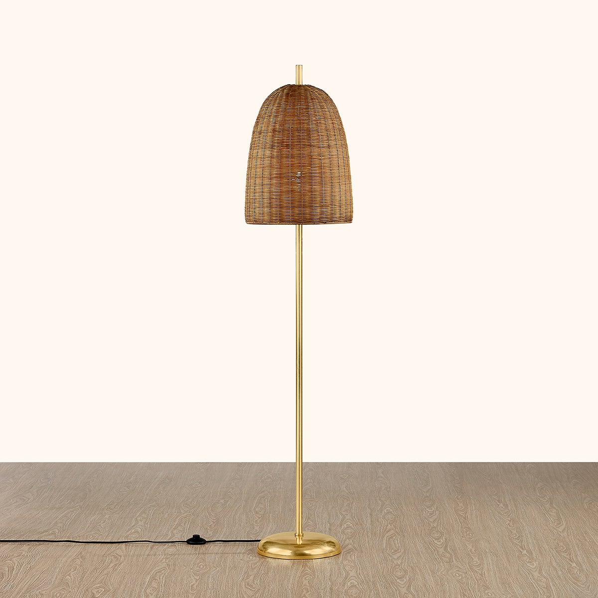 beatrice-floor-lamp-HL1001401-AGB-1