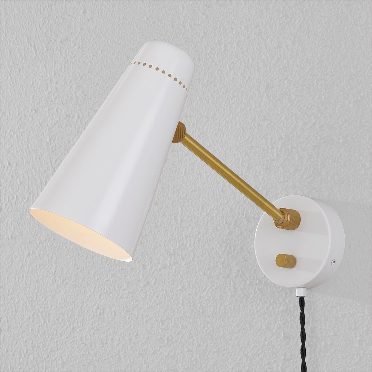 alex-plug-in-sconce-HL598201-AGB/SWH-1