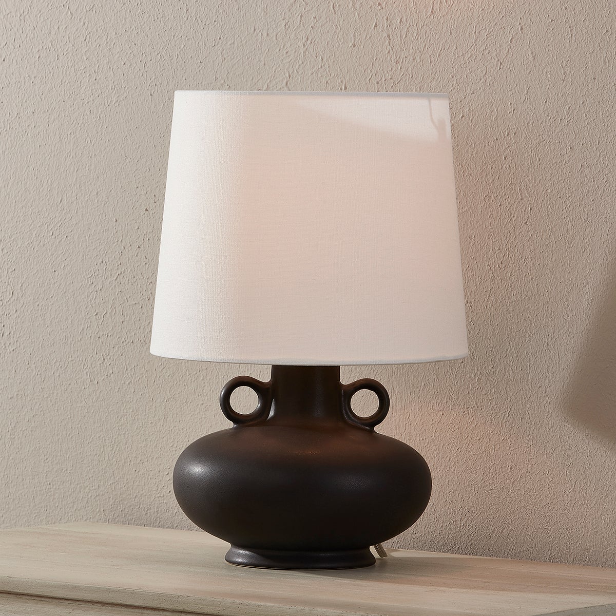 rikki-table-lamp-HL613201B-AGB/CRC-1