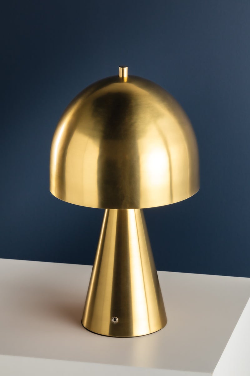 hopkinton-rechargeable-table-lamp-L7831-AGB-7