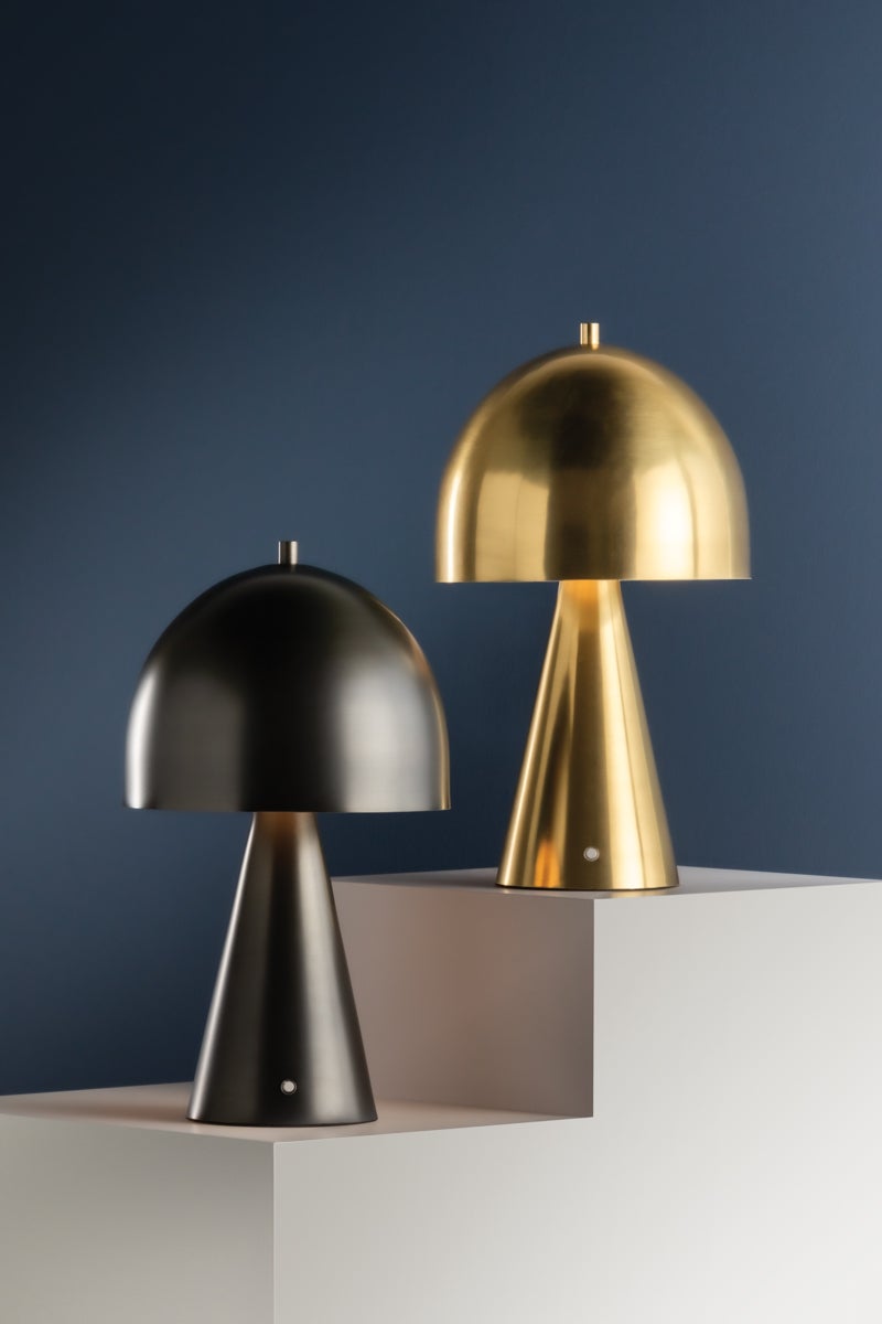 hopkinton-rechargeable-table-lamp-L7831-DB-2