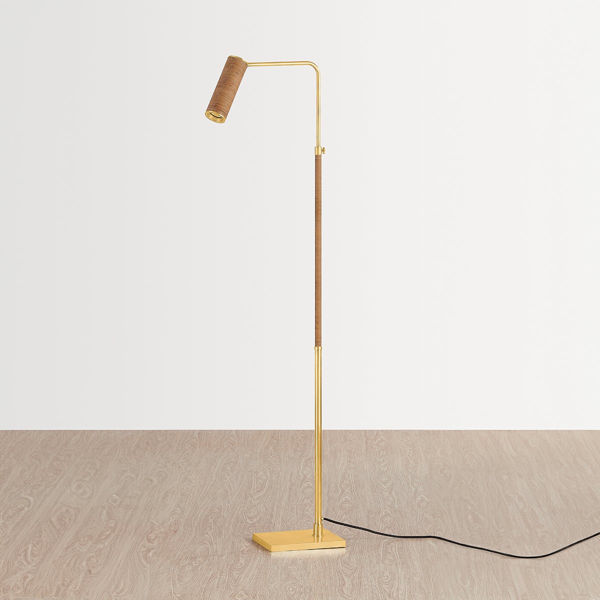 narragansett-floor-lamp-L2160-AGB-1