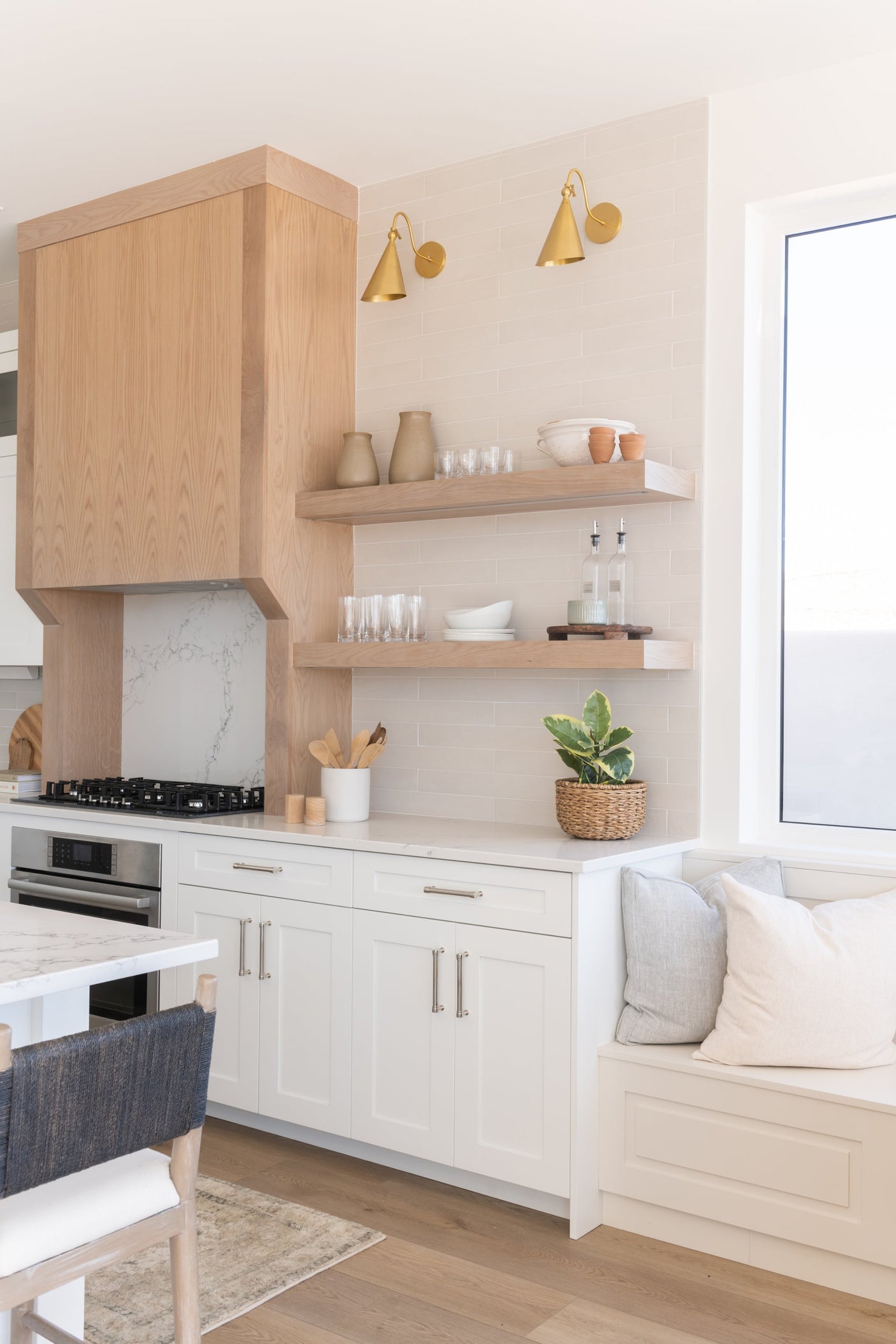 lupe-wall-sconce-H285101-AGB-7