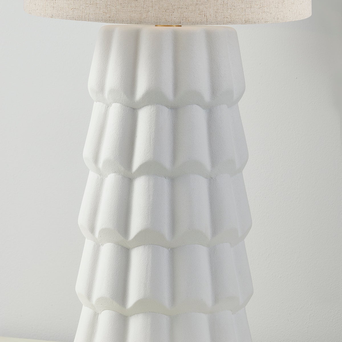 maisie-table-lamp-HL712201-AGB/CTW-10