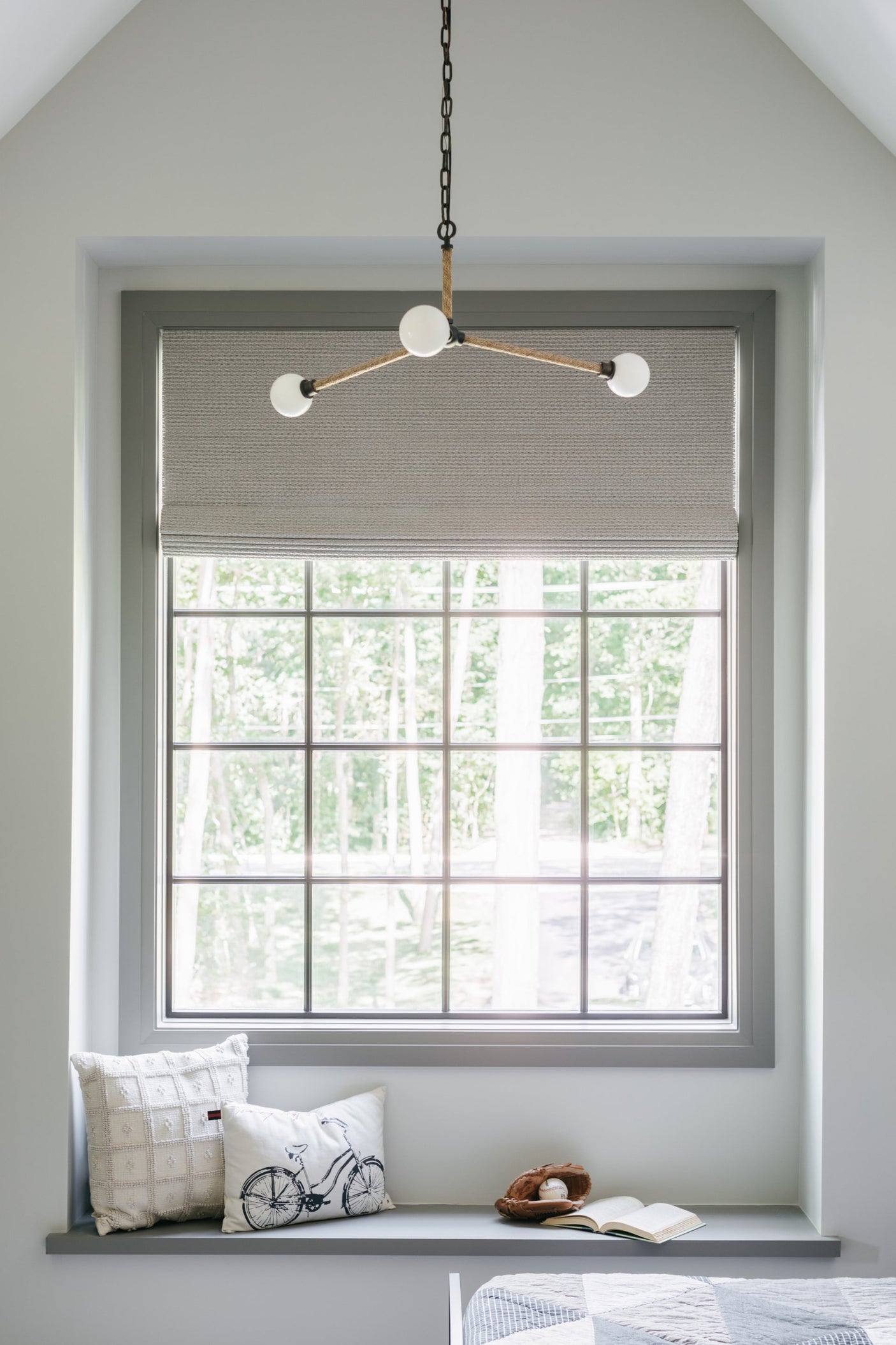 nomad-chandelier-F7253-3