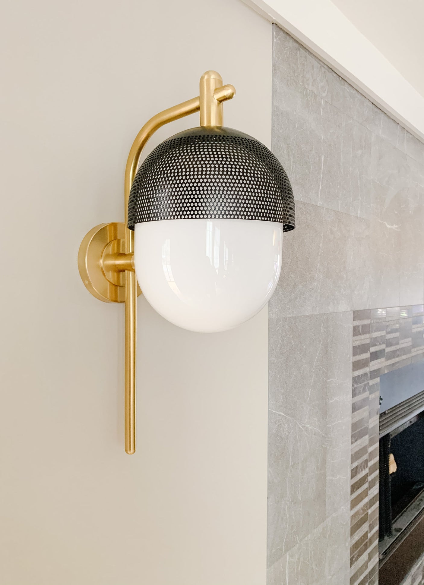 nyack-wall-sconce-6100-AGB/BK-1