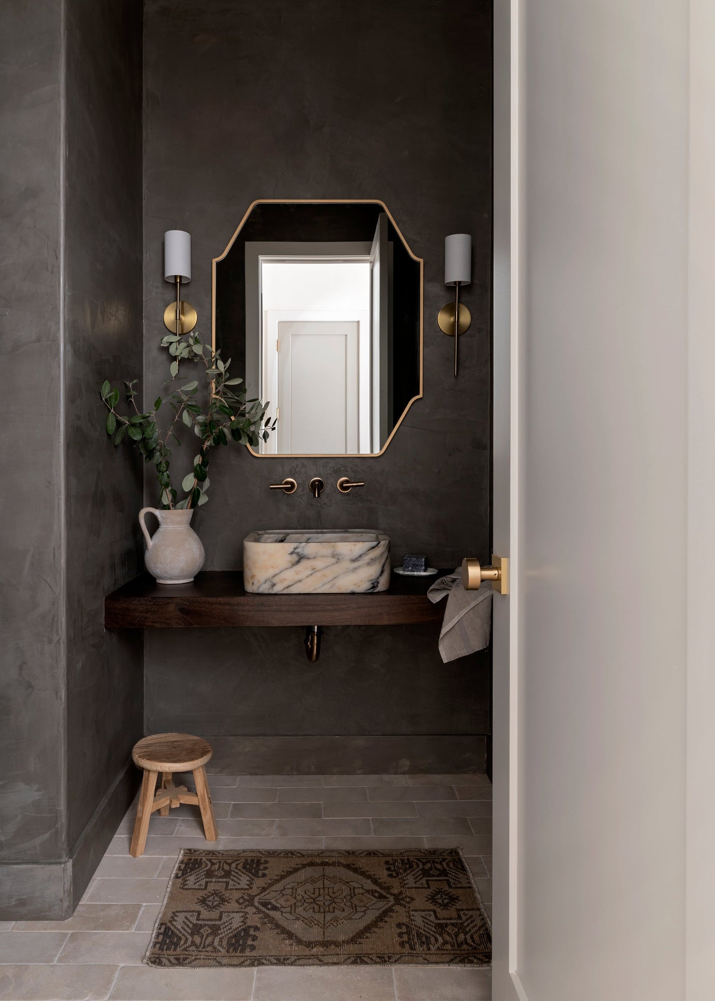 olivia-wall-sconce-H223101-AGB-11