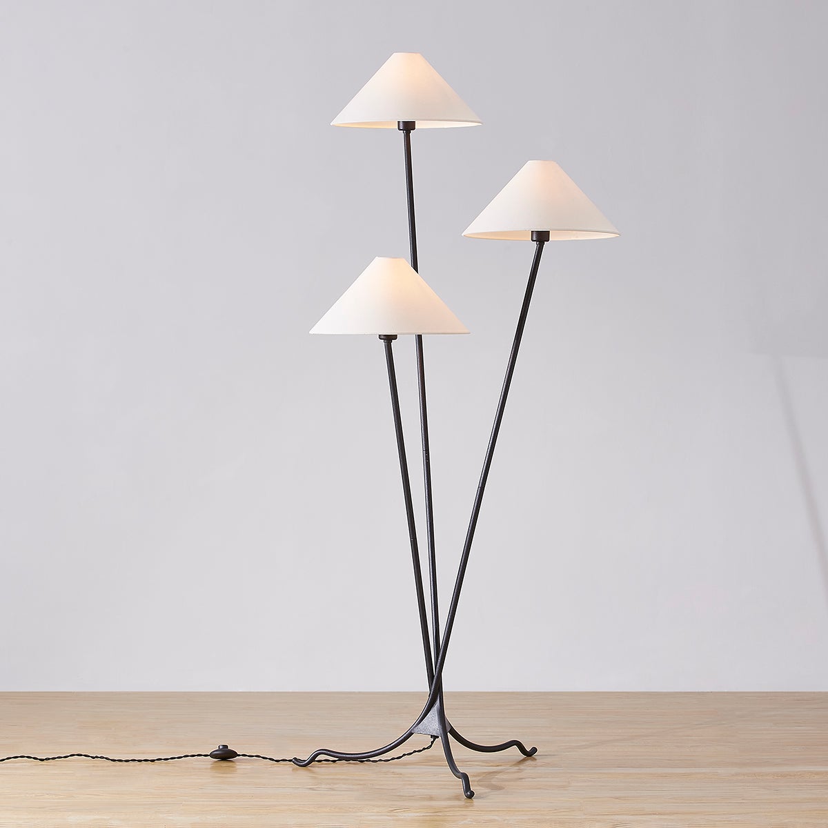 cedar-floor-lamp-PFL1770-FOR-2