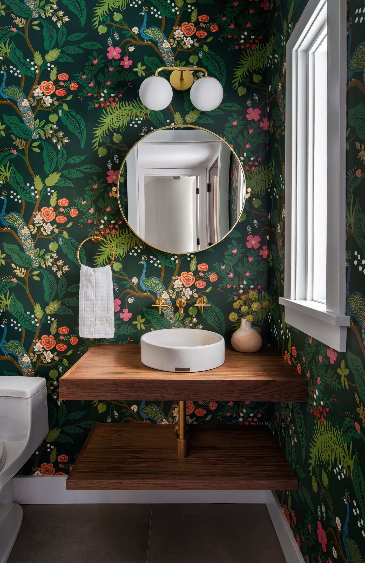 paige-bath-and-vanity-H193302-AGB-1