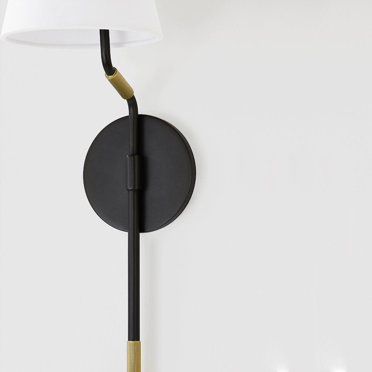 stanwyck-wall-sconce-6621-AGB/DB-2