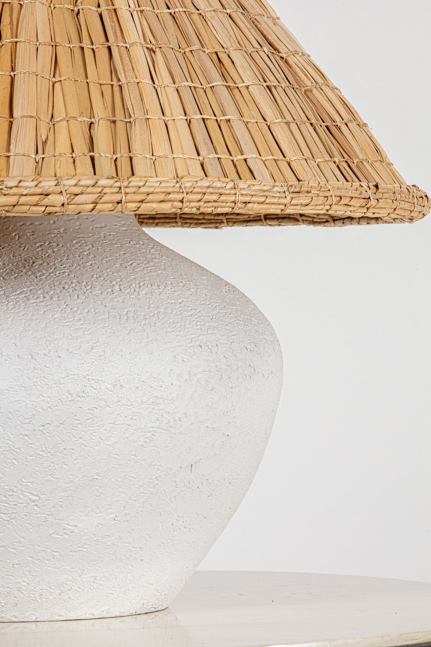 solon-table-lamp-PTL1520-PBR-2