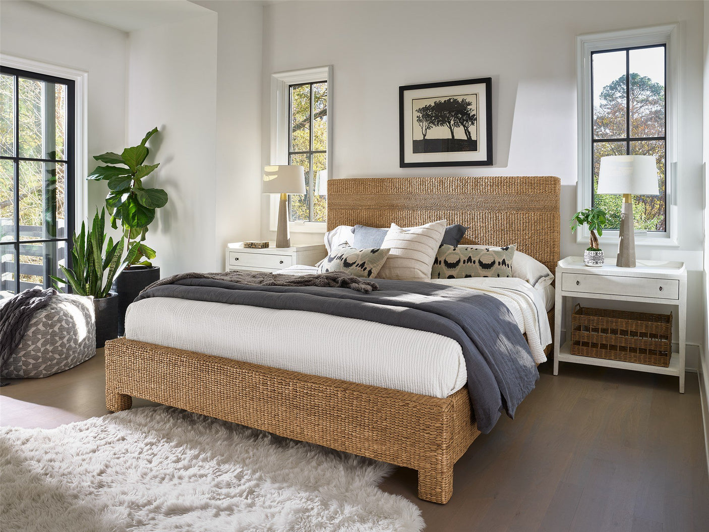 Seaton King Bed